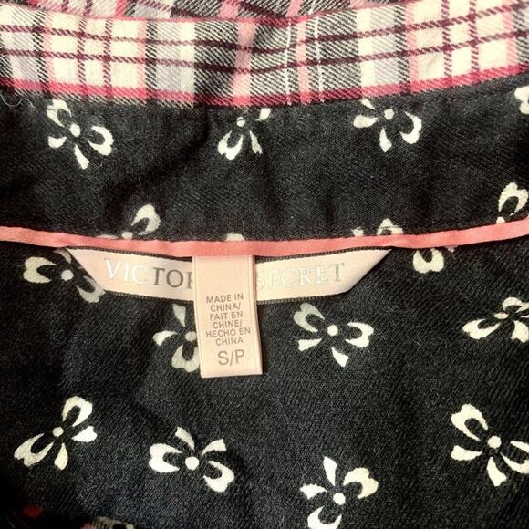 Victorias Secret Flannel Shirt Women S/P Plaid Button Up Lounge Cozy Soft Floral - Picture 8 of 10